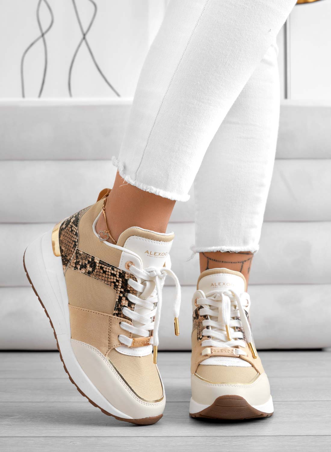 ILIZIA - Sneakers beige Alexoo con zeppa