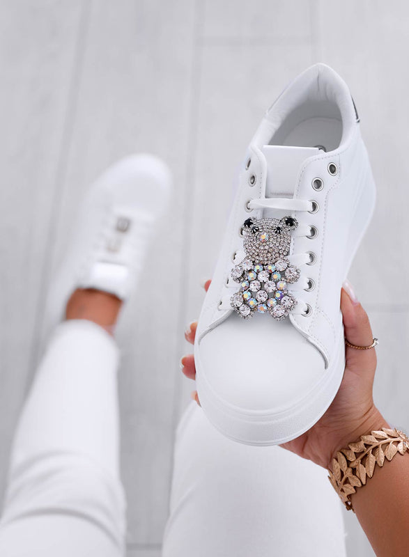 TANIA - Sneakers bianche con teddy gioiello argento
