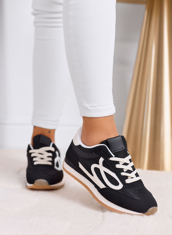 ORSOLA - Sneakers nere con logo bianco e suola in gomma
