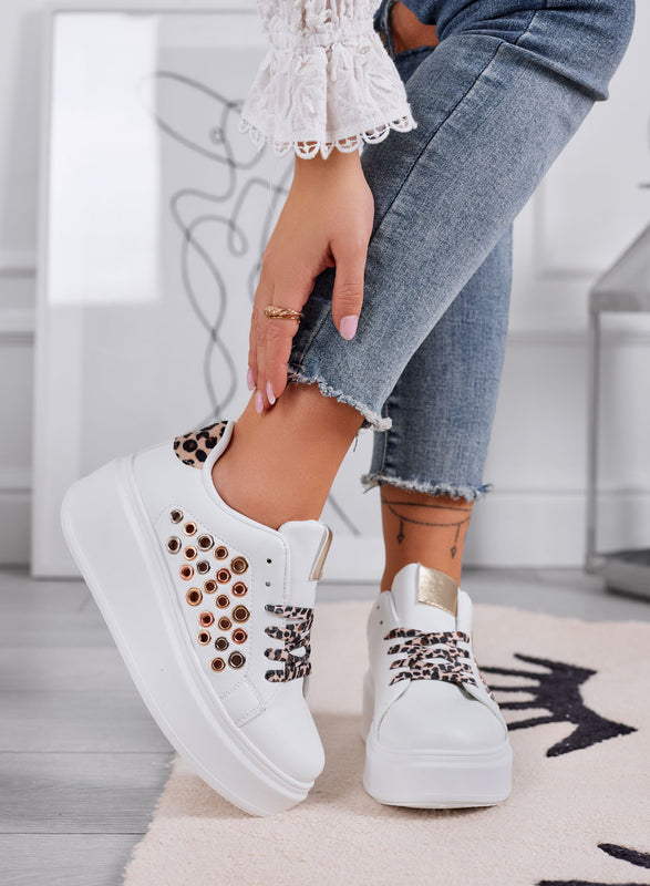 RAFFAELLA - Sneakers bianche traforate con occhielli e inserti maculati