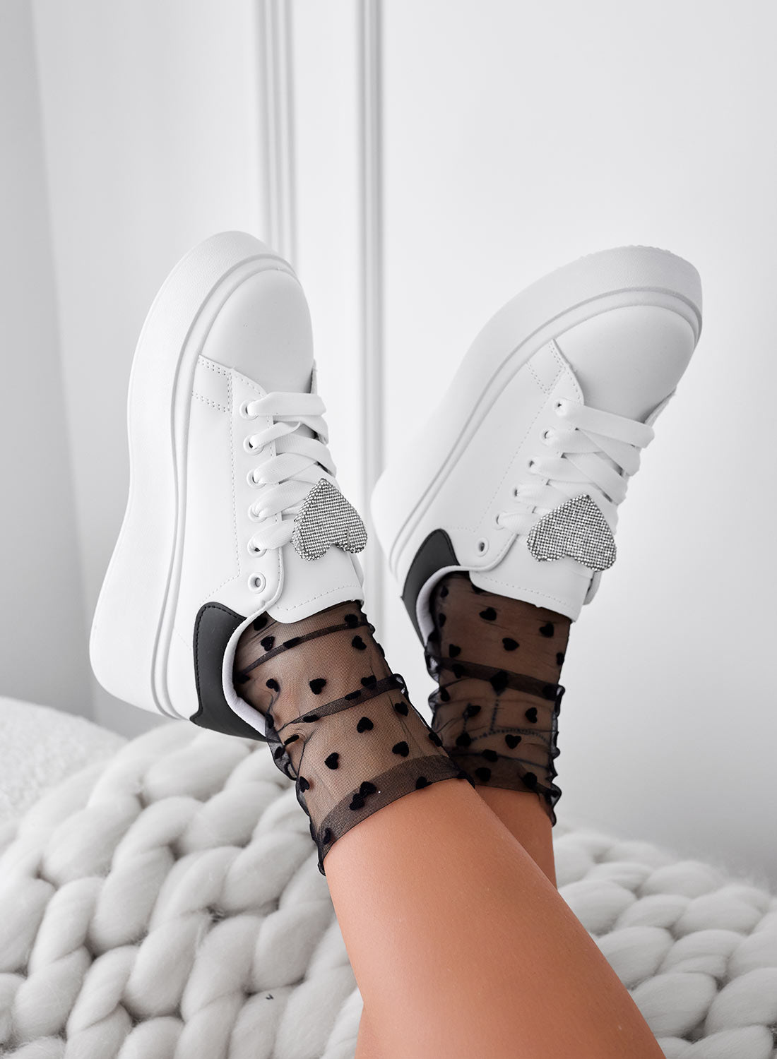 BELINDA - Sneakers bianche con cuore in strass argento