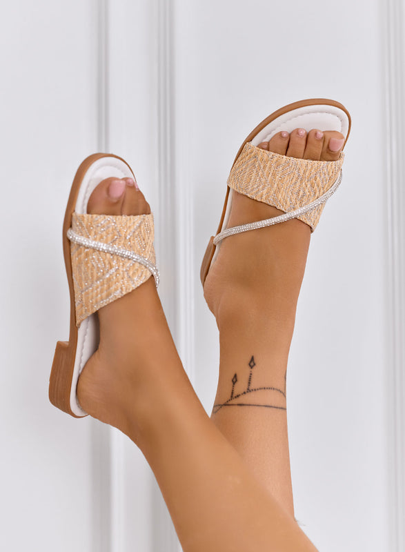 BENEDETTA - Sandali bassi beige con fascia intrecciata