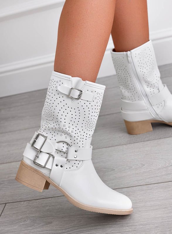 ASHLEE - Stivaletti bianchi traforati con fibbia
