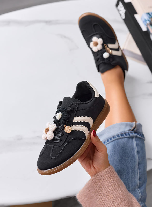 MELISSA - Sneakers nere e beige con fiori crochet
