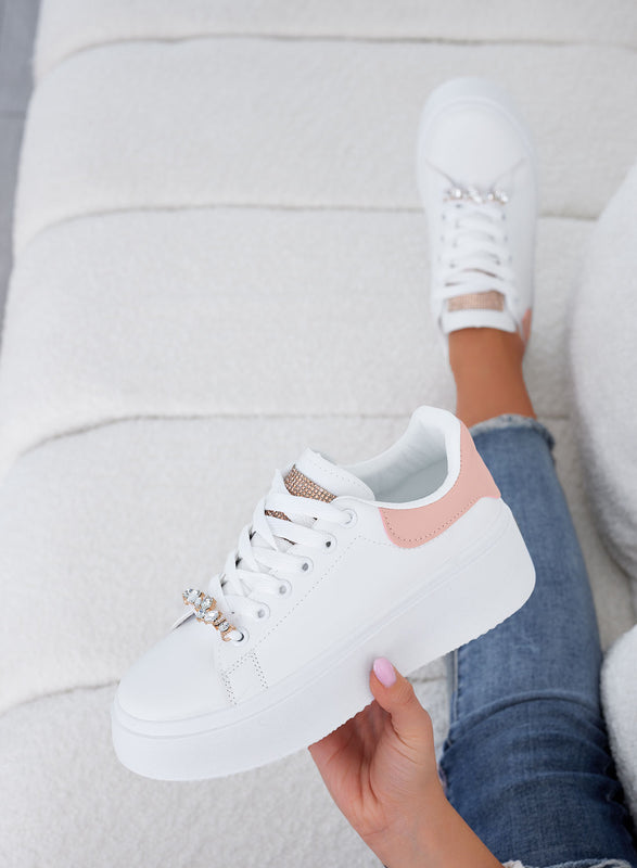 DELIA - Sneakers bianche con applicazione gioiello e retro rosa