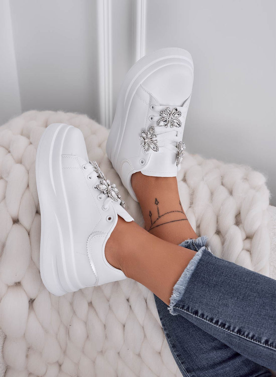 Vestiti e scarpe da ginnastica: abbinare le sneakers - Roba da Donne