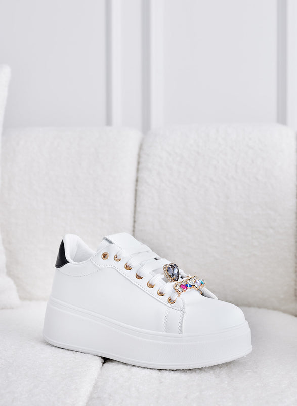 AMIS - Sneakers bianche con retro nero e applicazioni gioiello