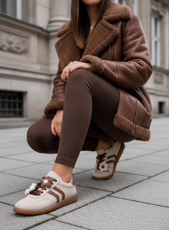 MELISSA - Sneakers beige e camel con fiori crochet