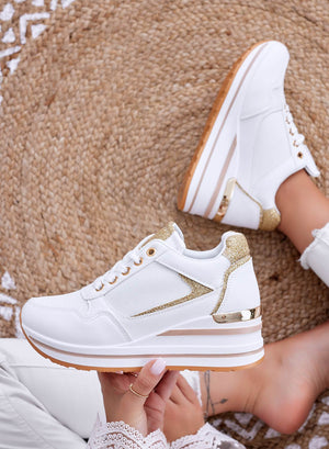 THEA - Sneakers bianche con zeppa e rifiniture oro