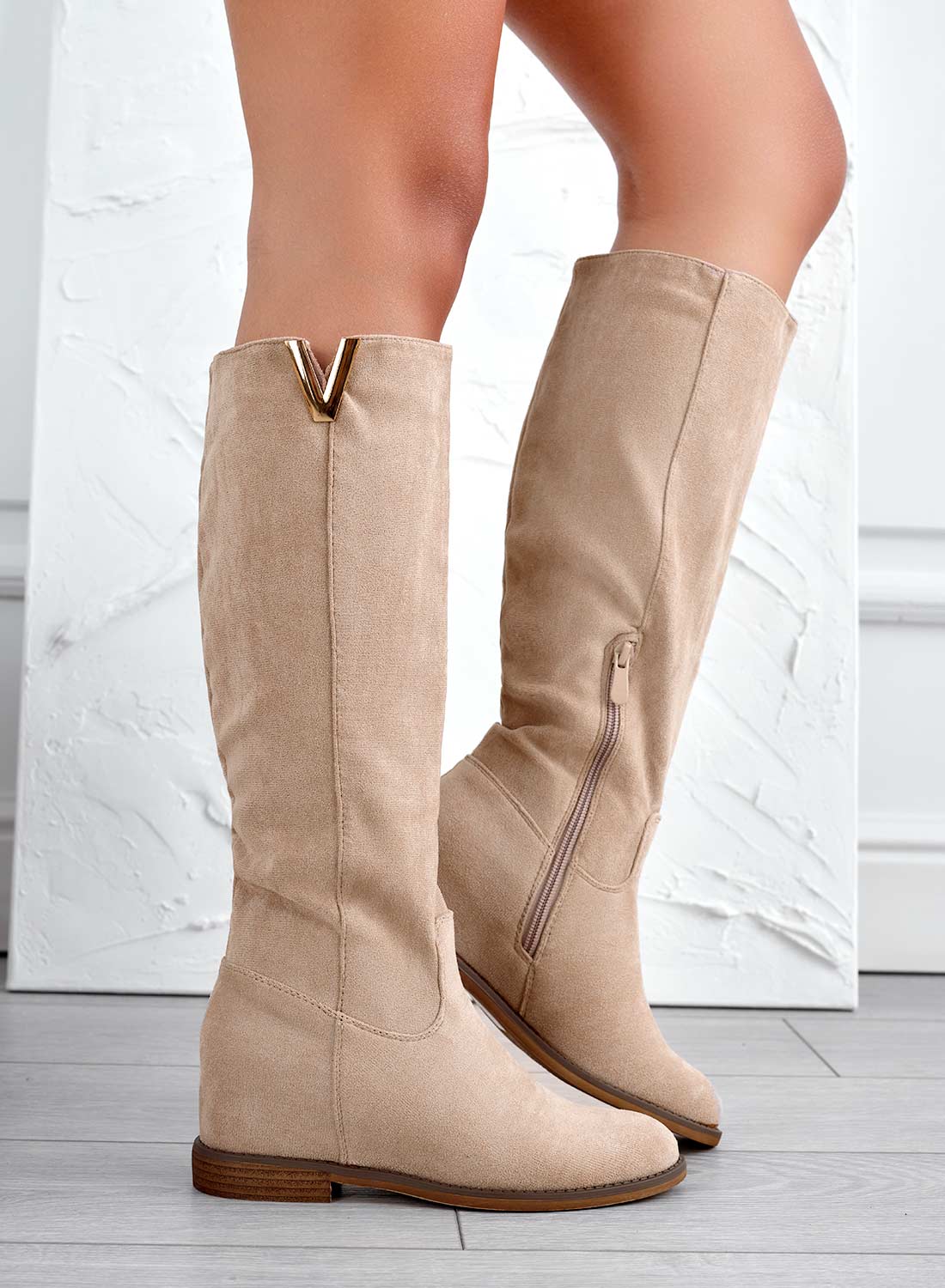RANDA - Stivali Alexoo beige scamosciati con zeppa interna
