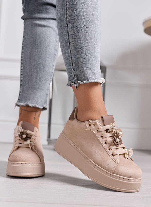 PAIGE - Sneakers donna beige con fiori sui lacci