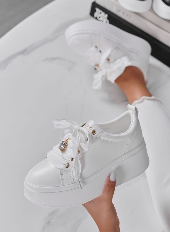 MANDY - Sneakers donna Alexoo bianche con fiocco e gioiello
