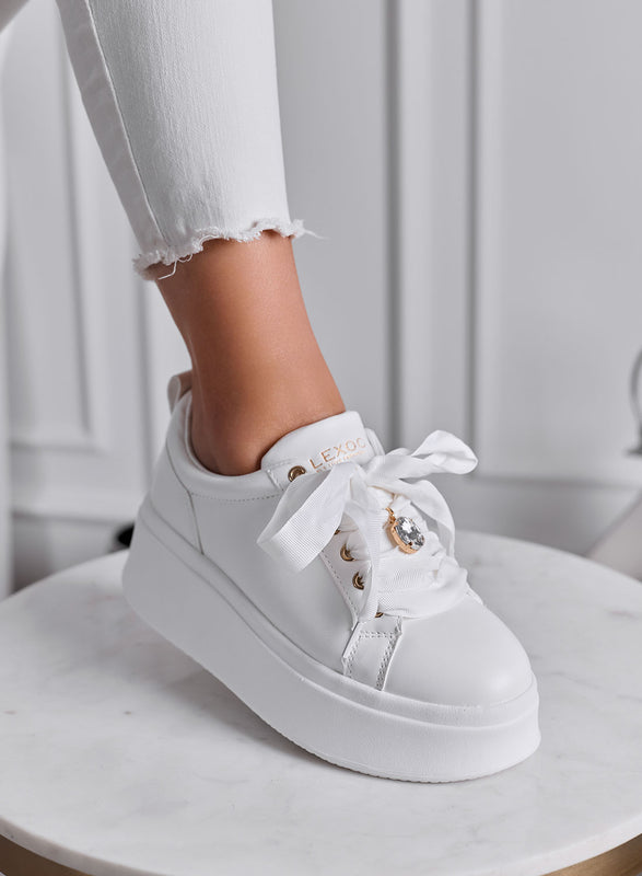 MANDY - Sneakers donna Alexoo bianche con fiocco e gioiello