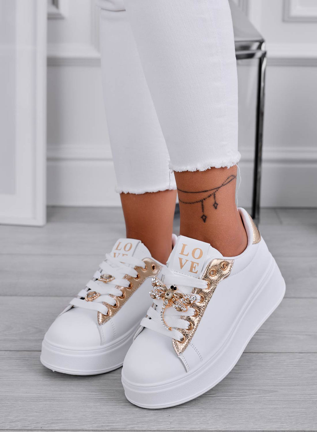 CELY - Sneakers gioiello bianche con libellula oro