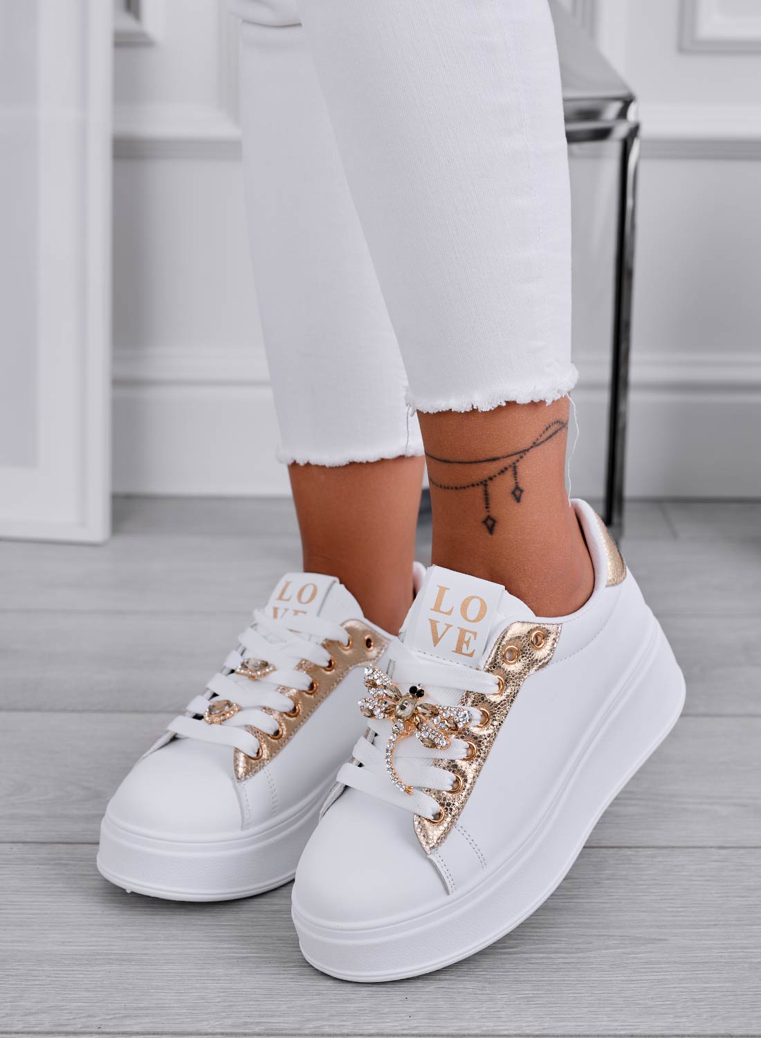 CELY - Sneakers gioiello bianche con libellula oro