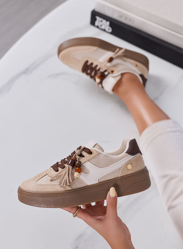 NASTIA - Sneakers Donna beige Scamosciate con Nappine e Perline