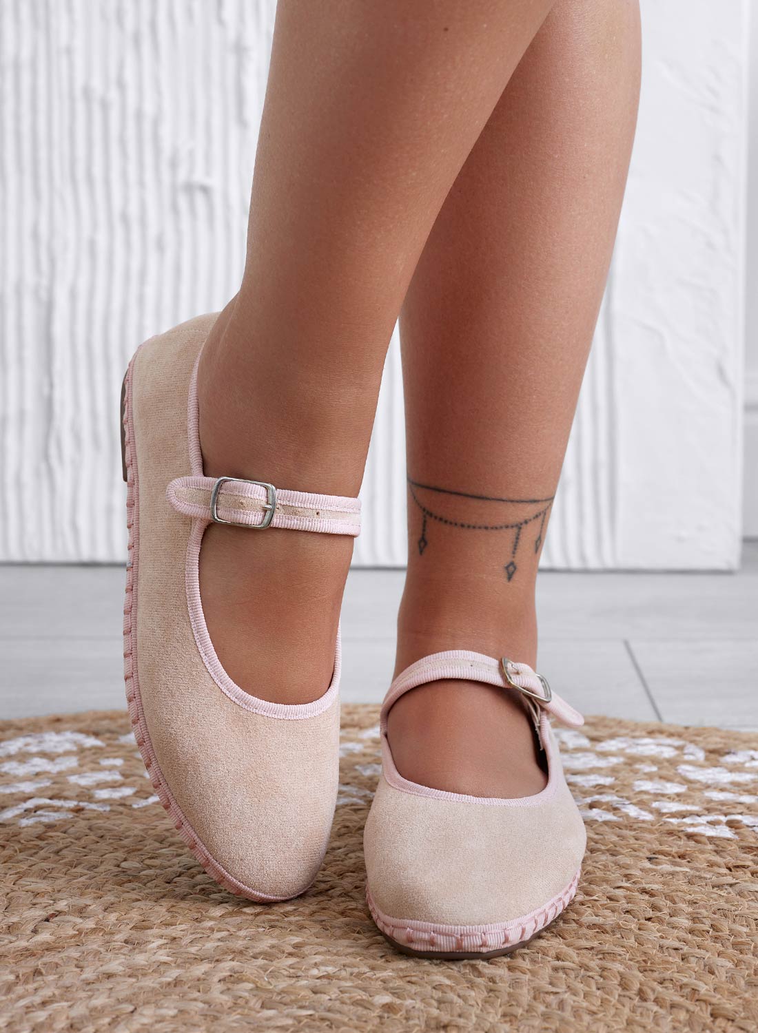 JENNIFER - Beige suede Friulian ballet flats with buckle