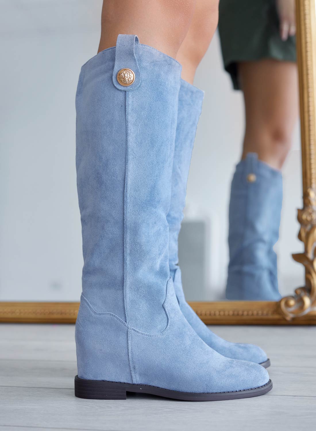 ROYAL - Bottes Alexoo bleues avec semelle compensée intérieure et bouton doré