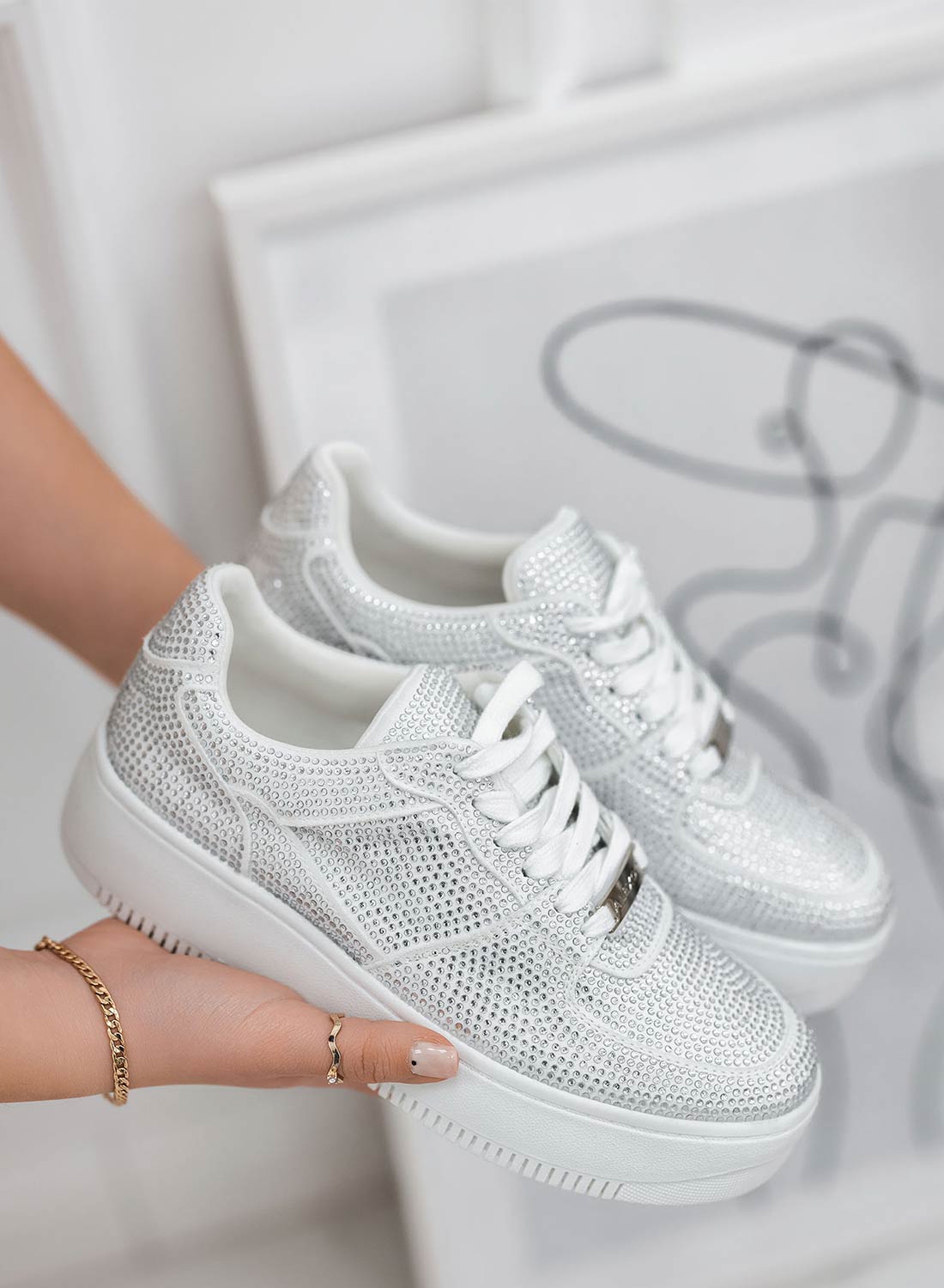 BRITNEY - Baskets blanches Alexoo avec bijoux