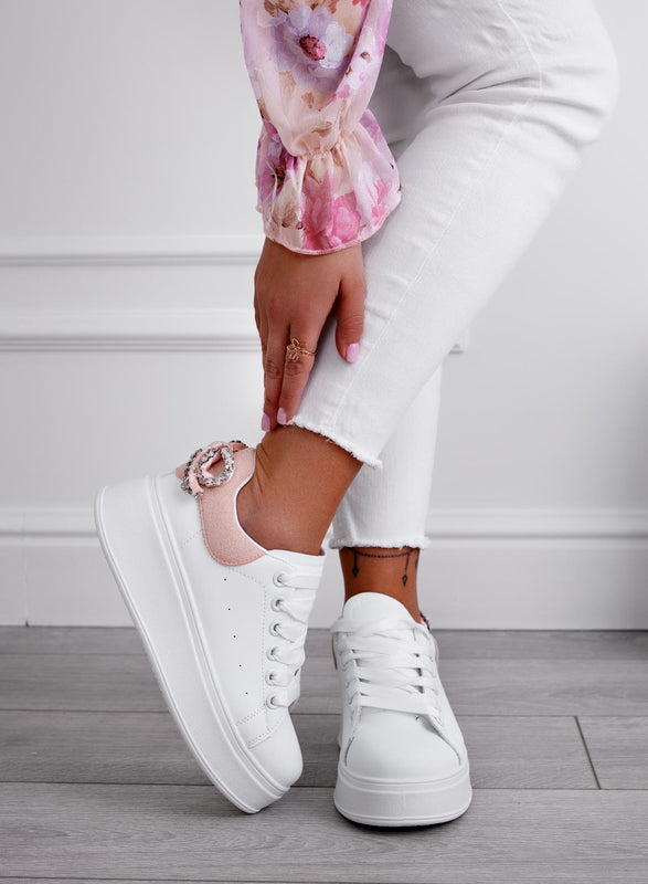 MILE - Sneakers bianche con suola spessa e fiocco in strass e retro rosa