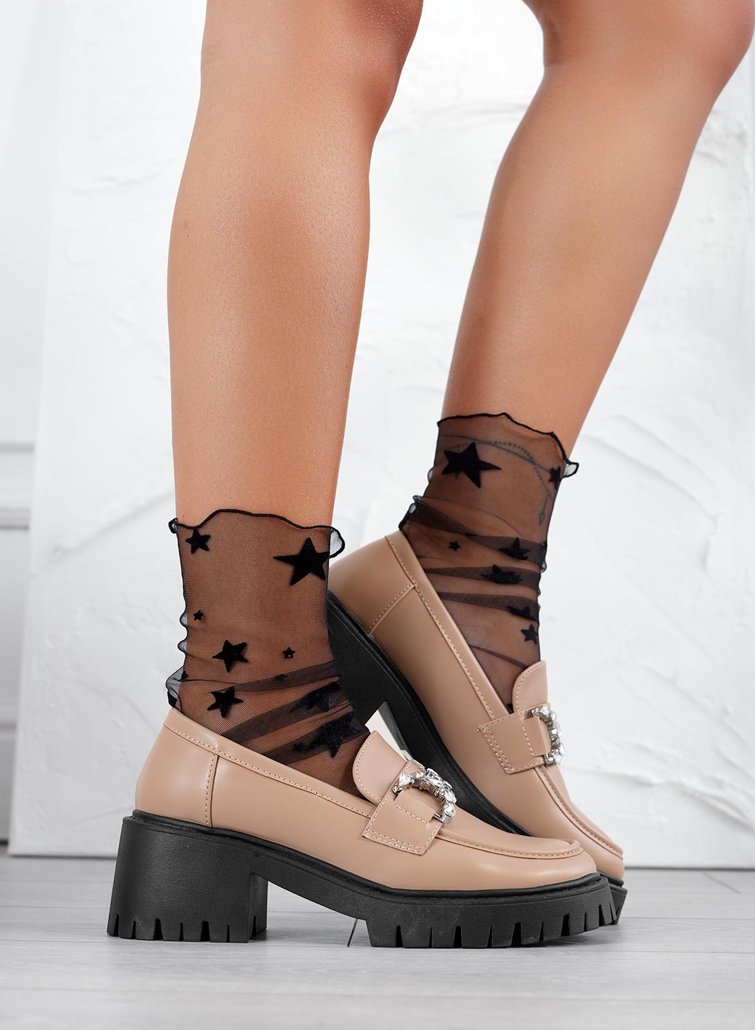SARA - Mocassins taupe avec ornement bijou
