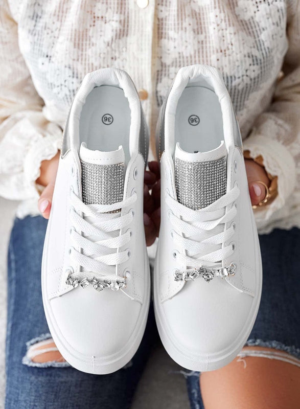 DELIA - Sneakers bianche con applicazione gioiello e retro argento