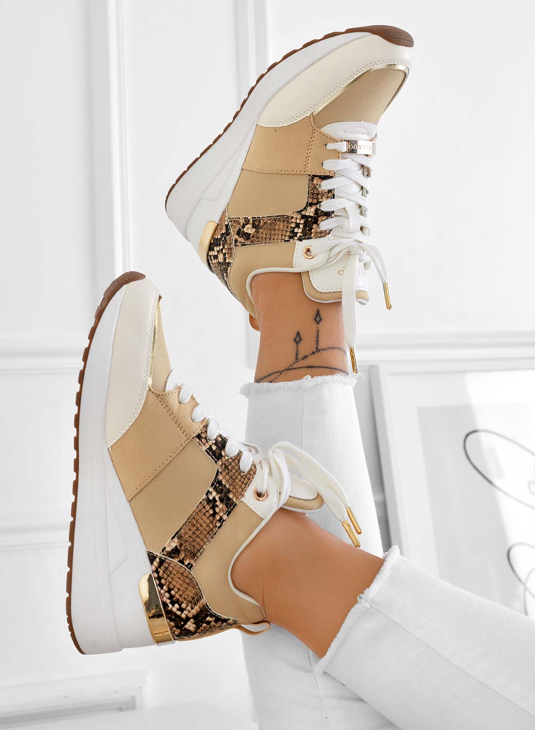 ILIZIA - Sneakers beige Alexoo con zeppa