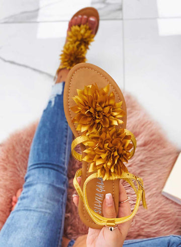 CONNIE - Yellow satin thong sandals with applied flower