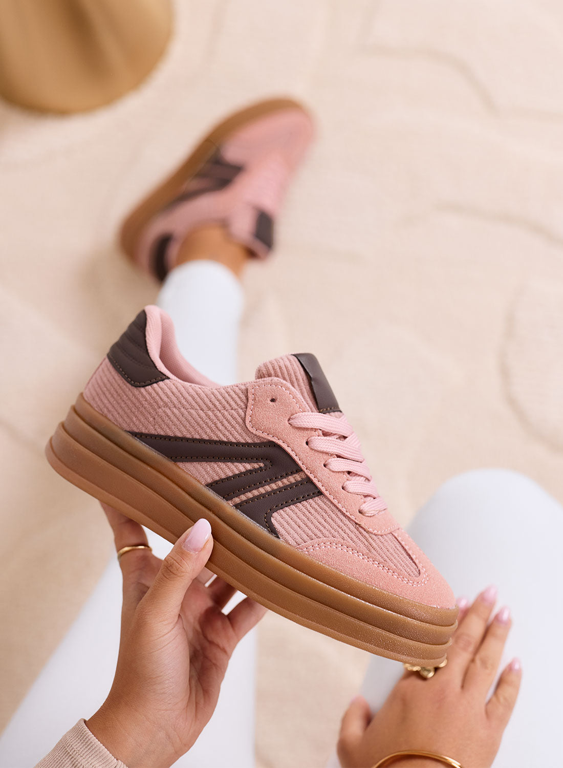 JOLENE - Sneakers rosa con dettagli marroni e suola platform