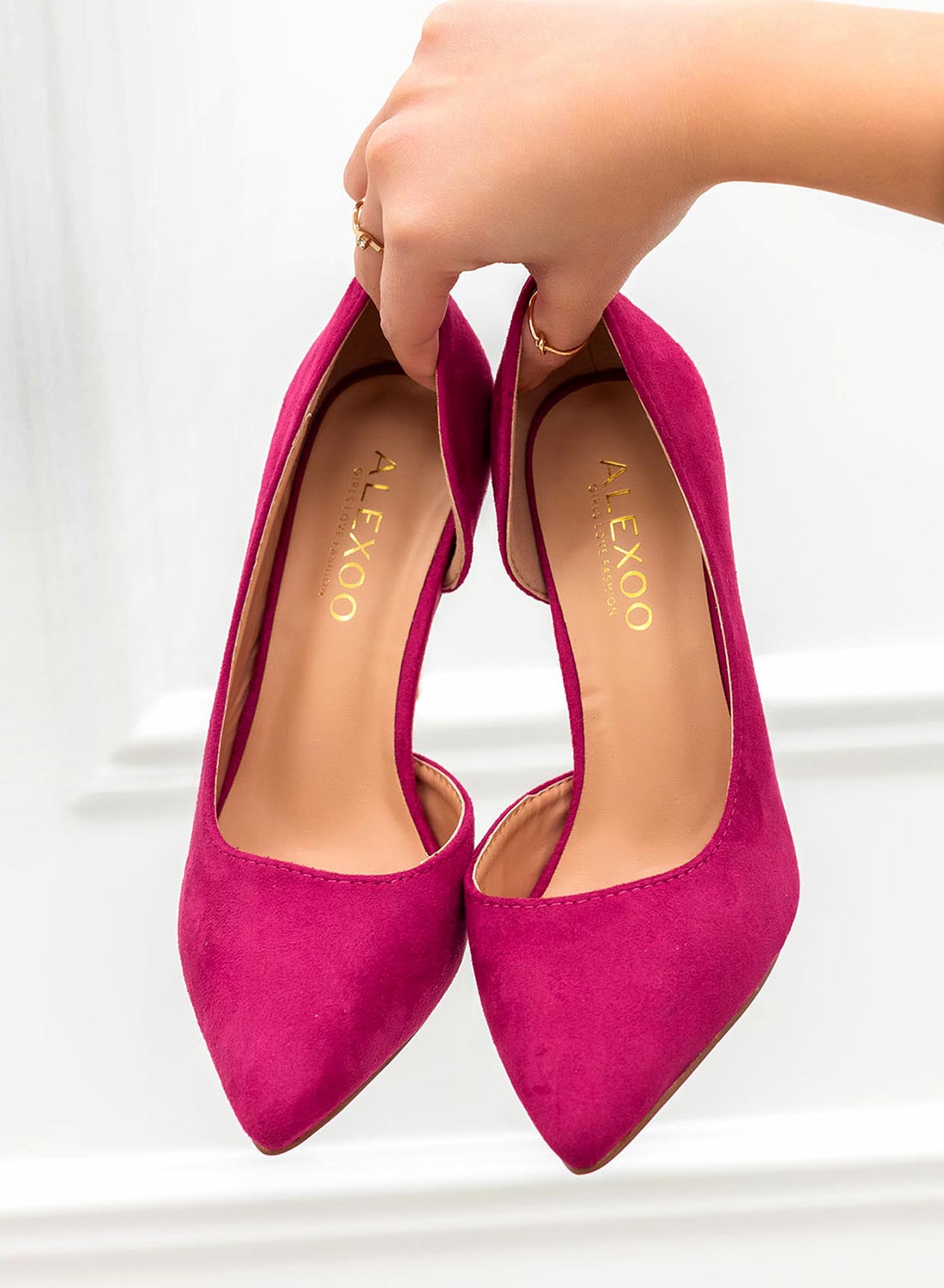 AURORA - Escarpin Alexoo fuchsia avec ouverture latérale