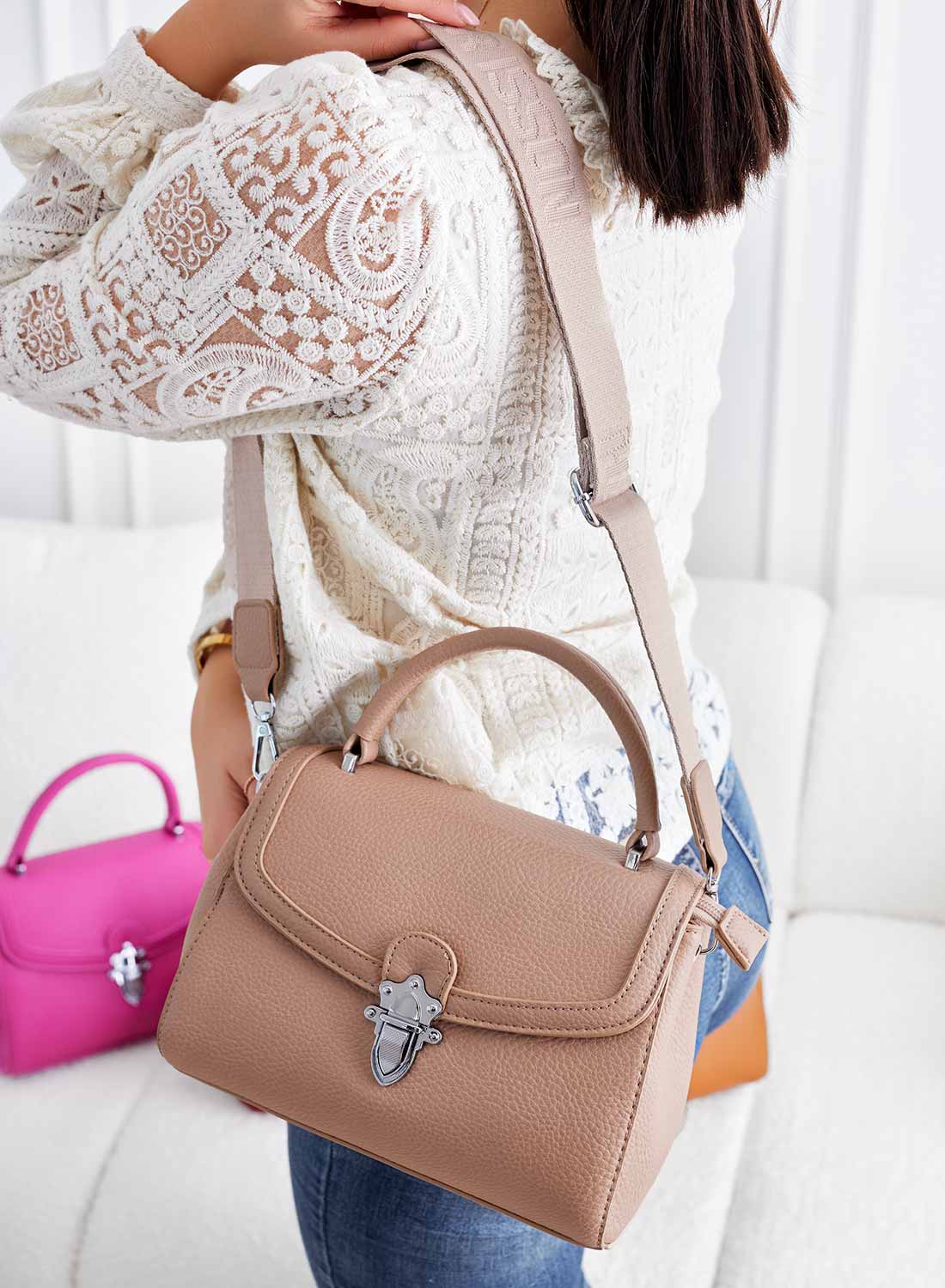 Sac taupe avec bandoulière B232