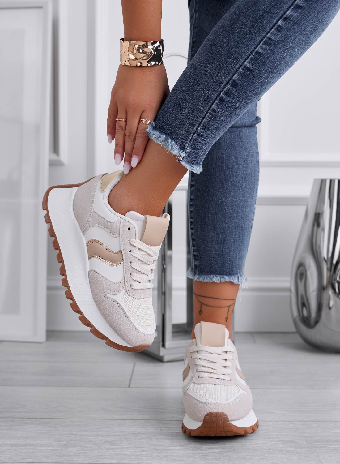 MEME - Sneakers beige con pannelli a contrasto