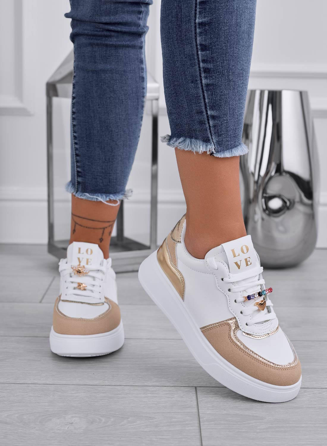 LAUREL - White sneakers with beige inserts and jewel applications