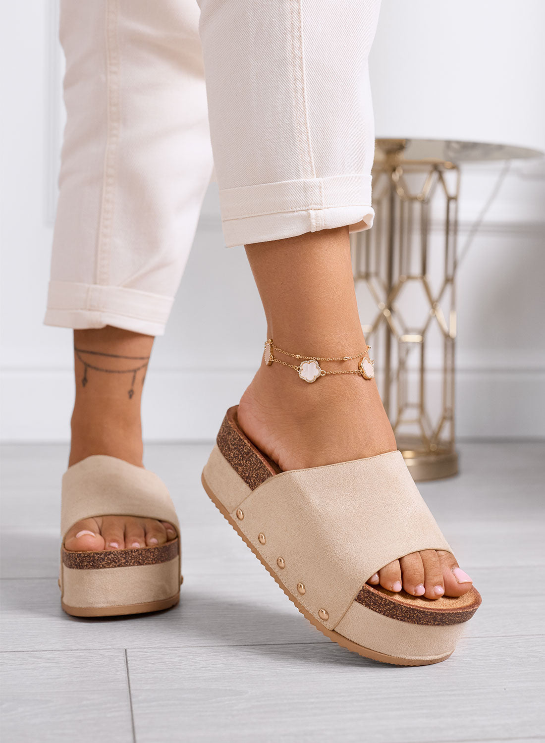 ORIO - Beige wedge sandals with wide band and side rivets