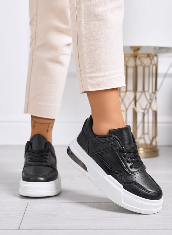 ROBBIE - Sneakers nere platform con suola bianca a contrasto