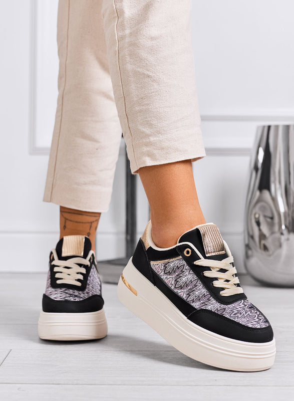 PRAGA - Zapatillas negras con plataforma e inserciones de tela estampada