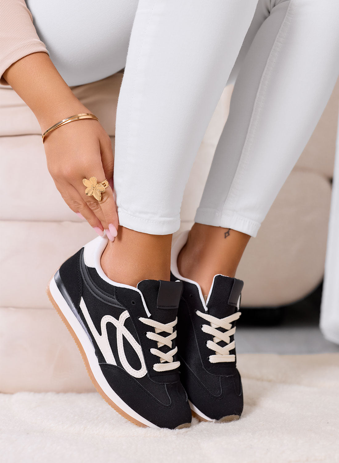 ORSOLA - Black sneakers with white logo and rubber sole