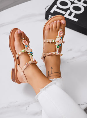 BELFAST - Flat beige jeweled thong sandals with multicolor stones
