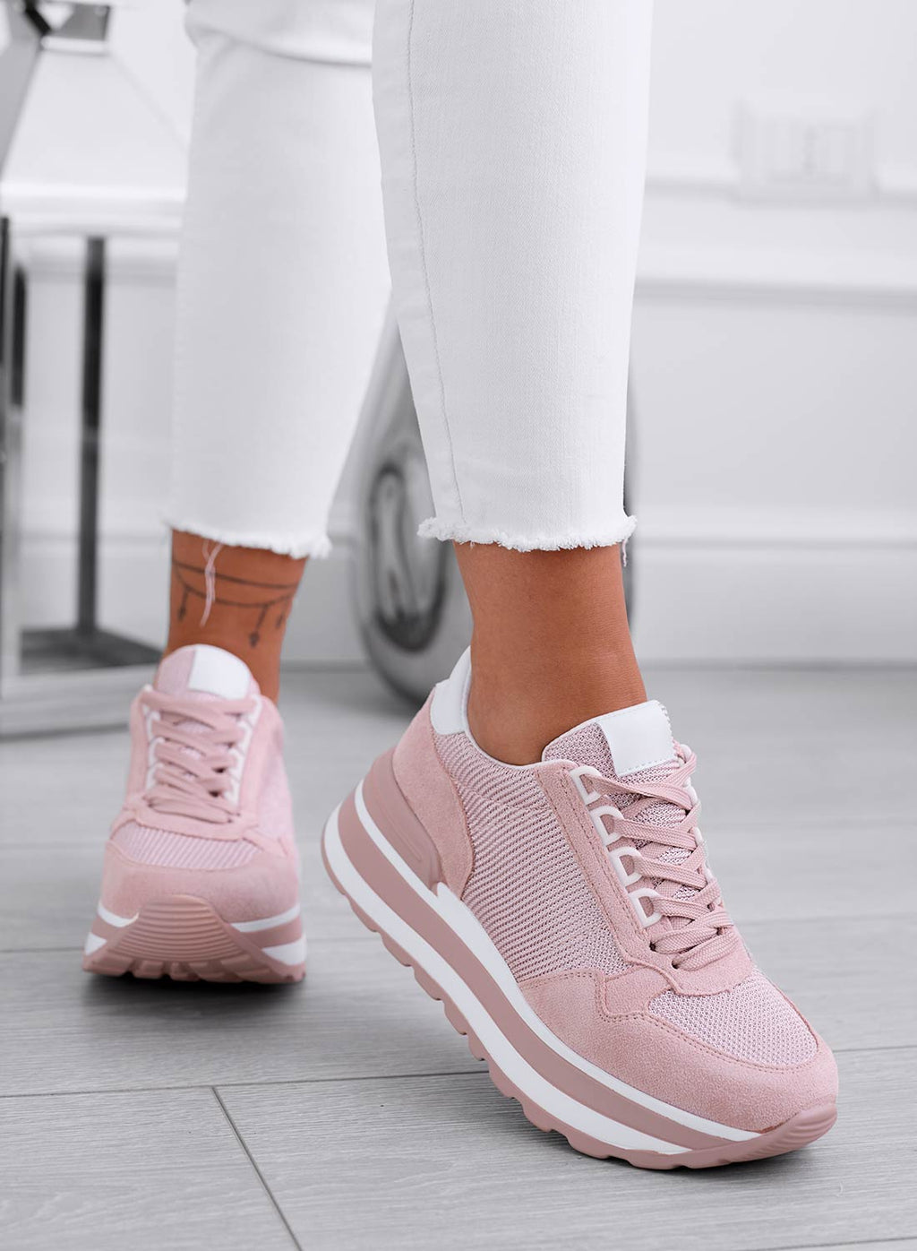 Sneakers rosa in tessuto