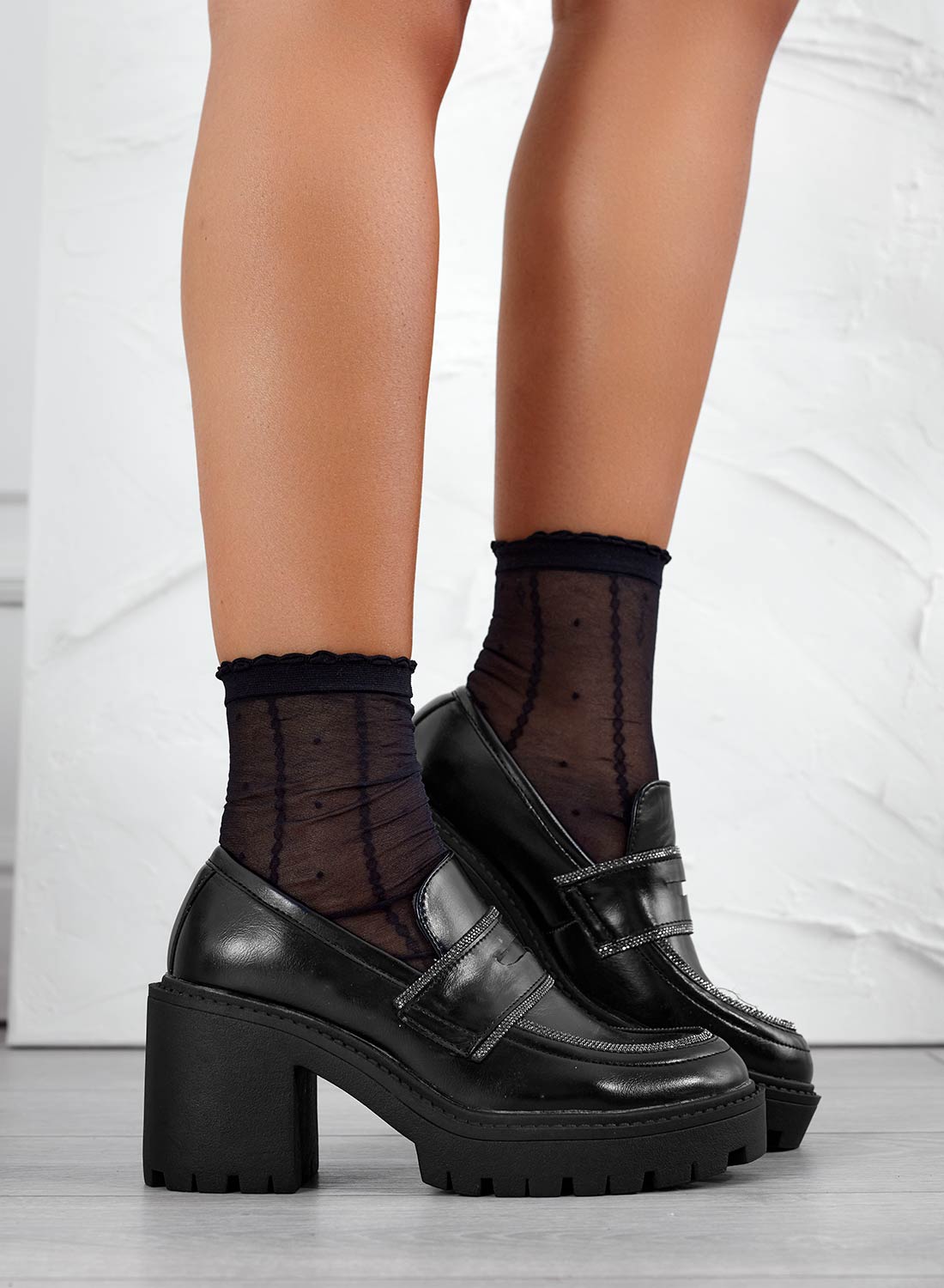 TARA - Black Oxford loafers with heel and rhinestone-trimmed edges