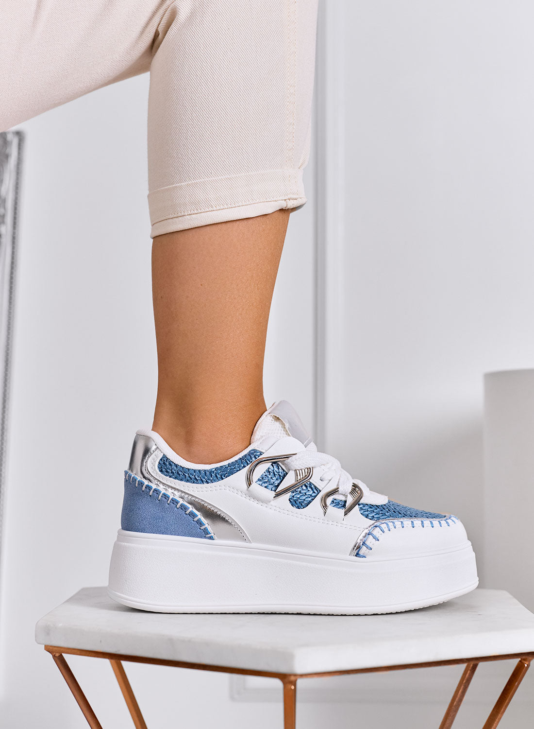 NAIROBI - White sneakers with blue rope details and platform sole