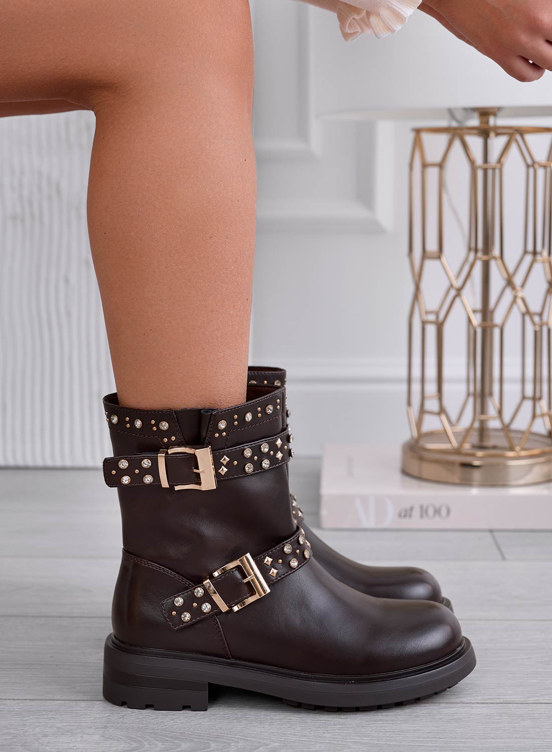 SAMIRA - Brown ankle boots with buckles and gold studs