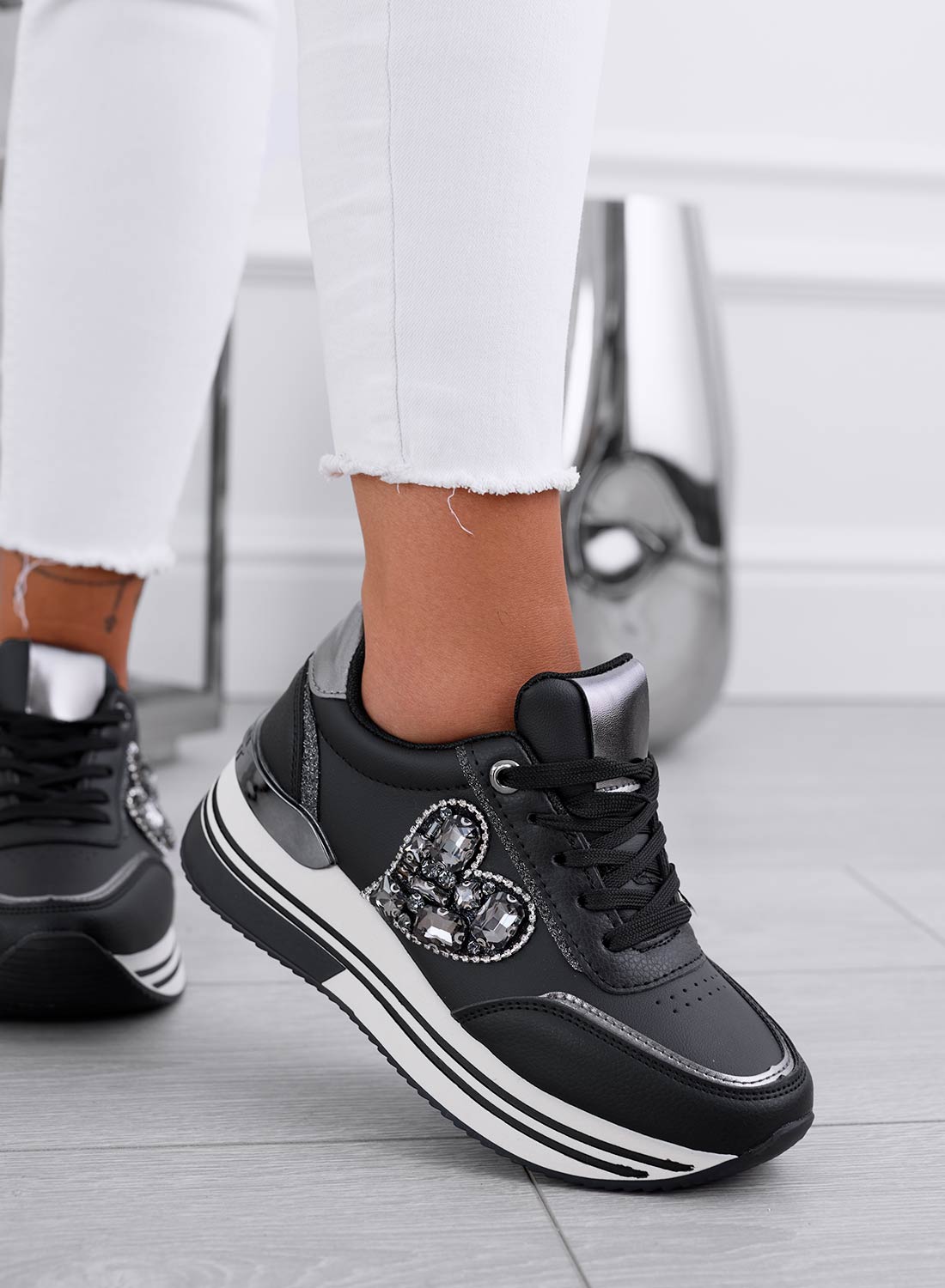 VENERE - Black sneakers with jeweled heart