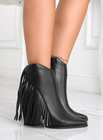 ELENA - Black camperos ankle boots with fringes
