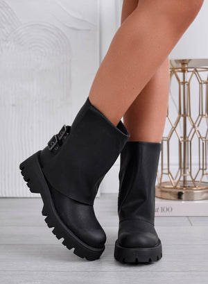 CANDY - Black ankle boots with buckles on the back