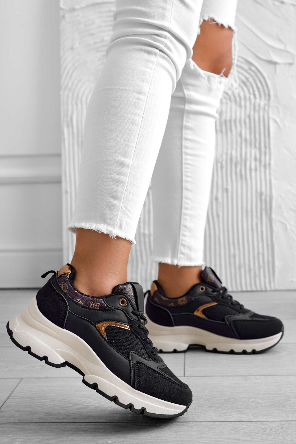 INDY - Sneakers nere con glitter e inserti marroni