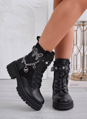 EDDY - Black ankle boots with butterfly and charms