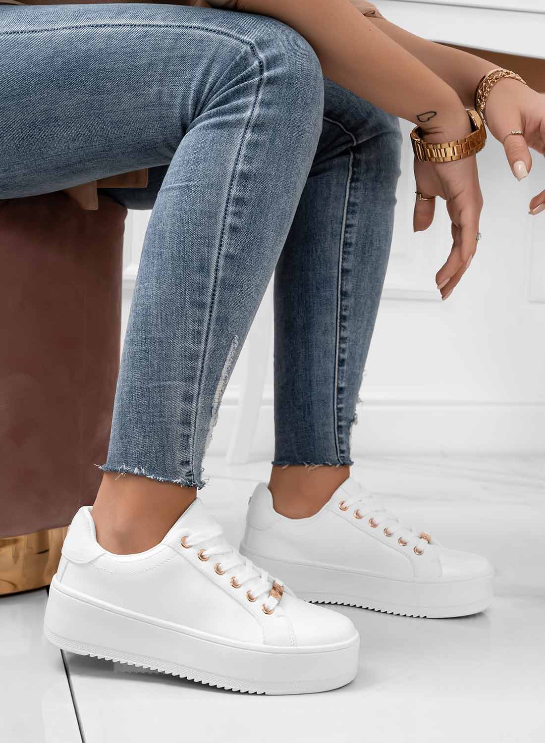 CARRY - White Sneakers with Gold Details