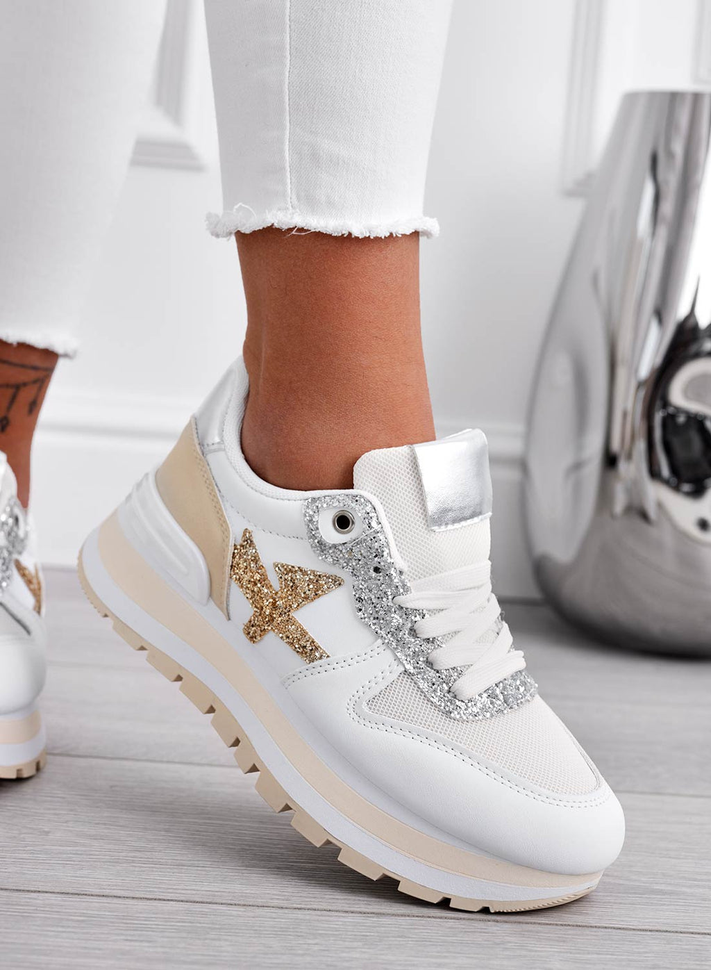 TYLER - Sneakers bianche con inserti glitter oro e argento