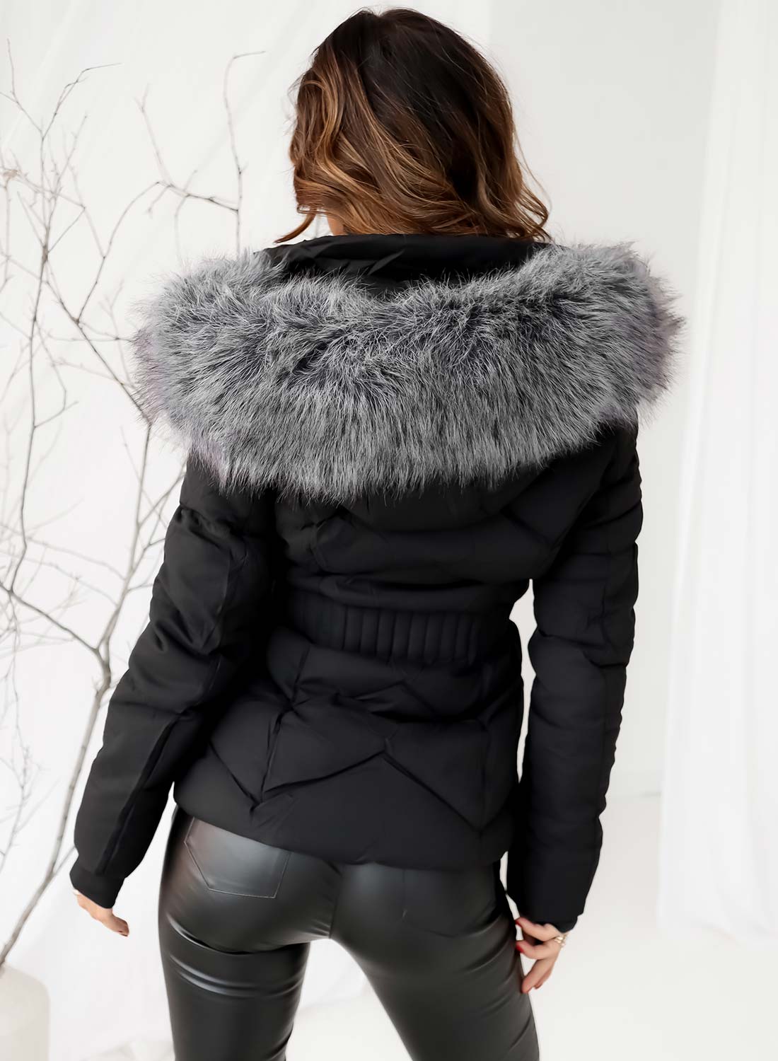 Black jacket with hood in grey faux fur